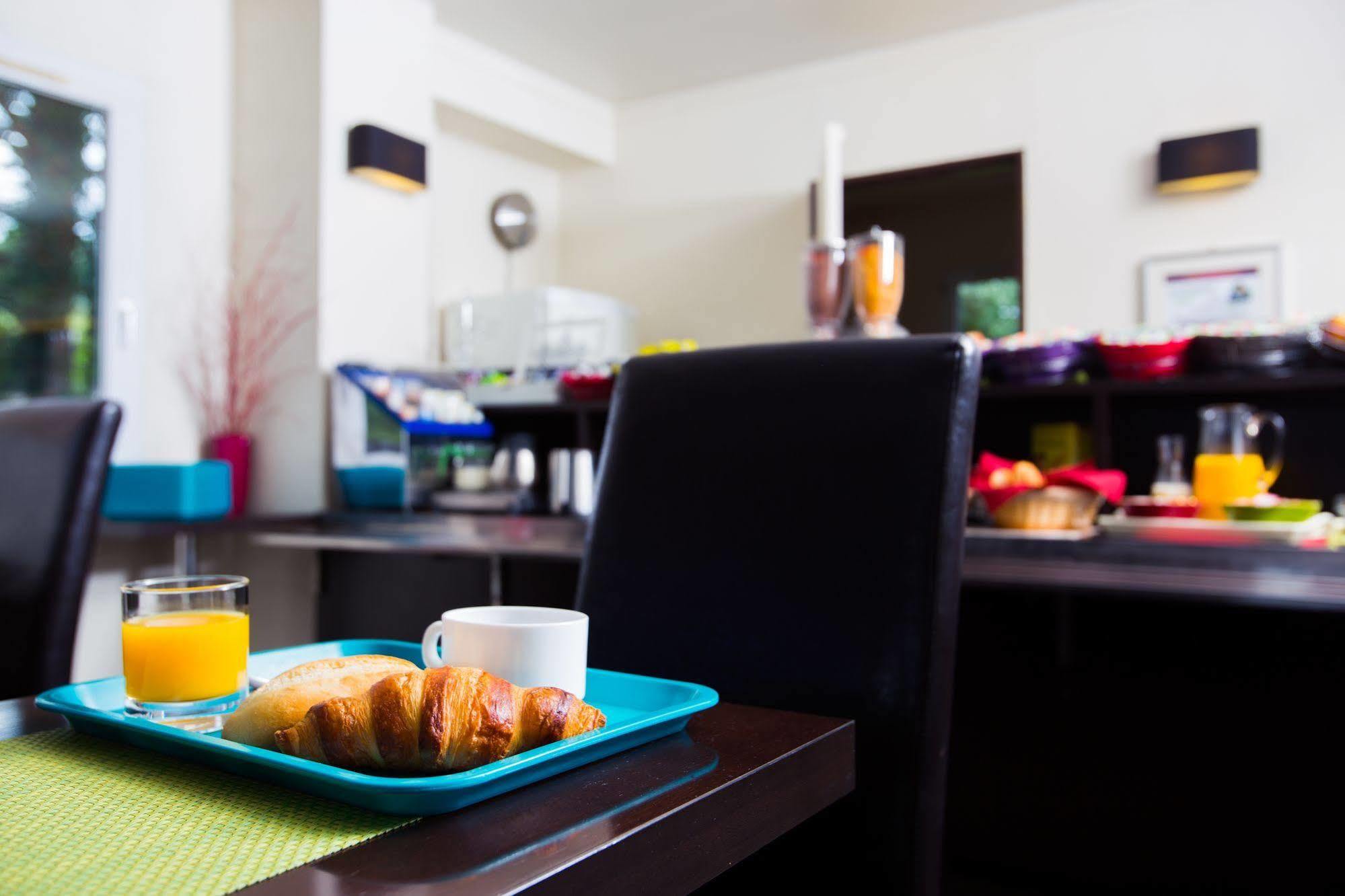 Hotel Akena Creil - Clermont Agnetz אגנץ מראה חיצוני תמונה